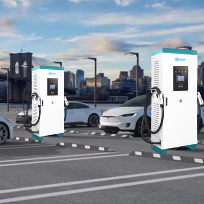 Çift Şarj Tabancalı Hızlı Şarj DC 120kw EV Şarj Cihazı Hepsi Bir Arada